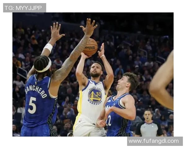 勇士对阵雷霆，谁能笑到最后？揭开NBA新赛季的激情对决